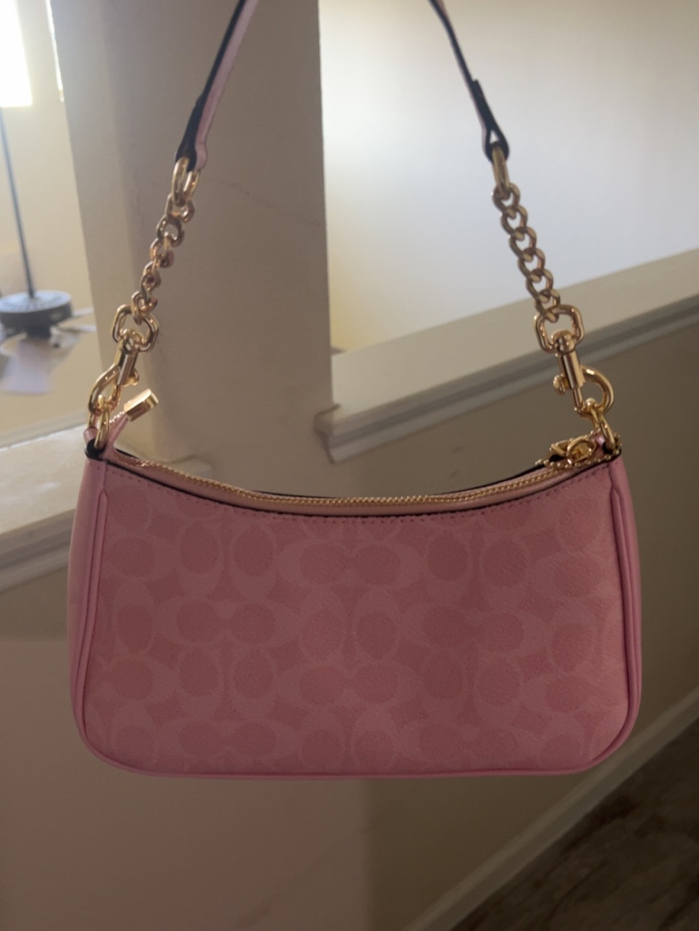 Coach Pink Signature Mini Shoulder Bag with Gold Chain - Picture 2 of 3
